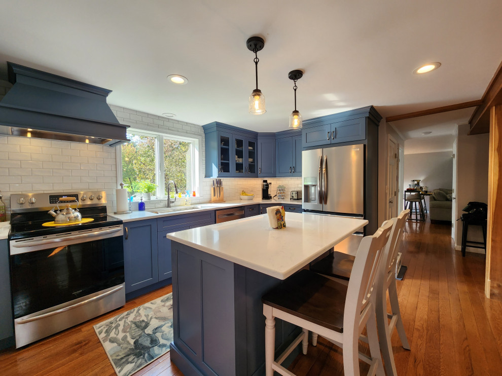 6436 - Smokey Blue Kitchen