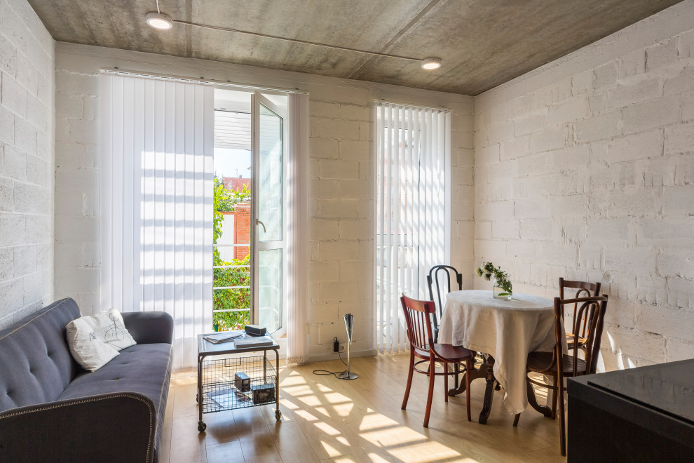 Квартира архитектора с садом и винтажной мебелью