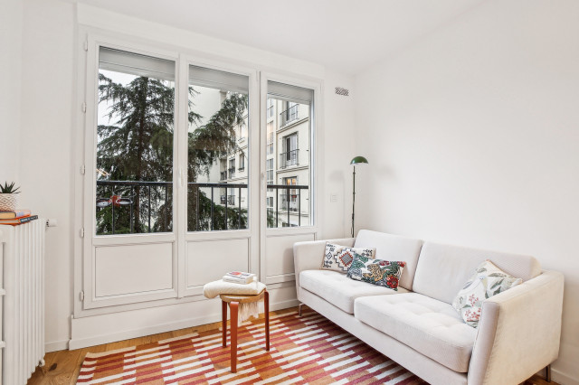 66 TH&Eacute;&Acirc;TRE | R&eacute;novation et optimisation d'un T2 &agrave; Paris 15&egrave;me contemporary-living-room