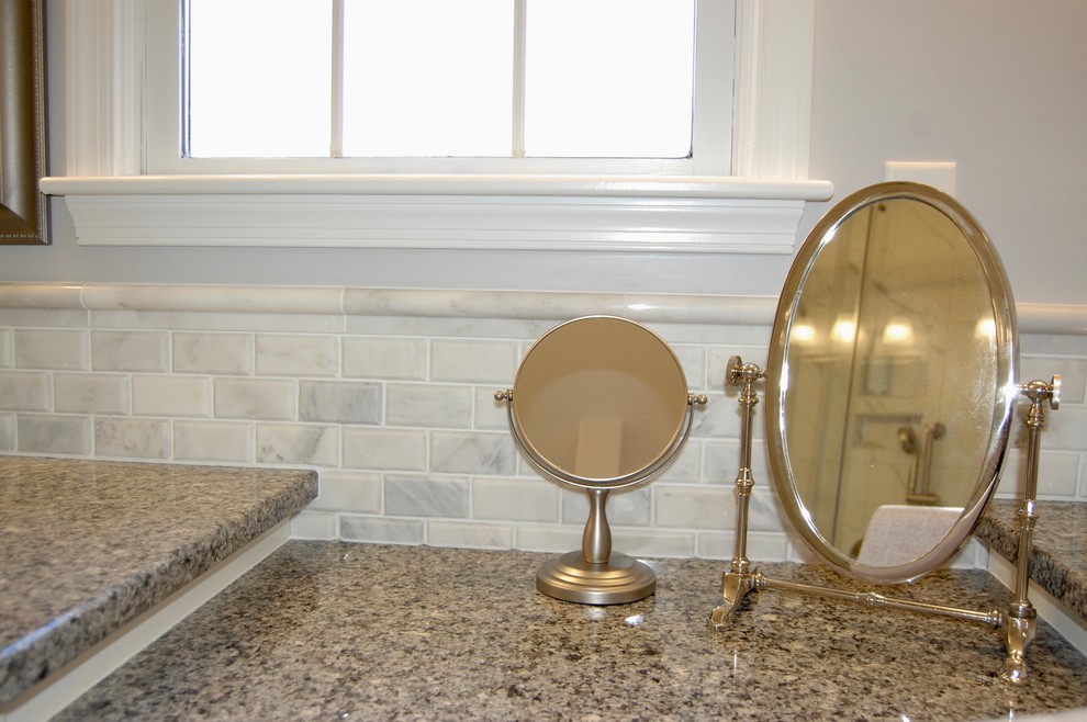 Bathroom - transitional bathroom idea