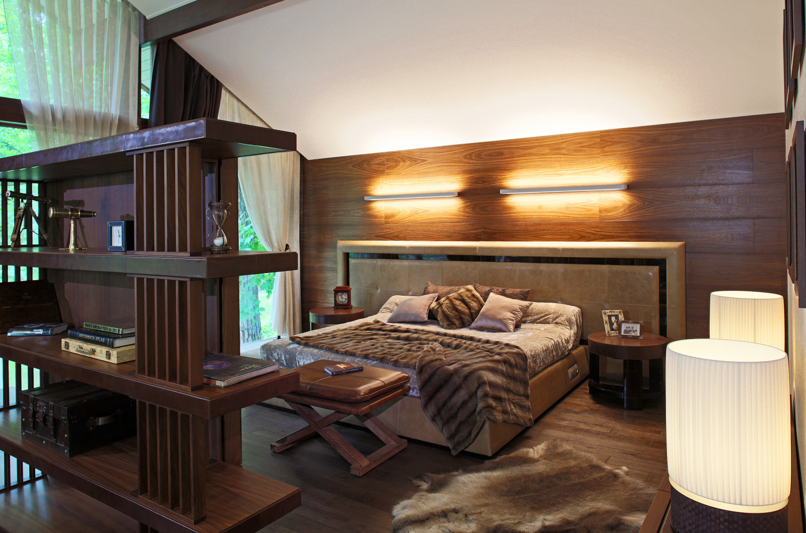 Дом в поселке "Жуковка" на Рублево-Успенском шоссе.