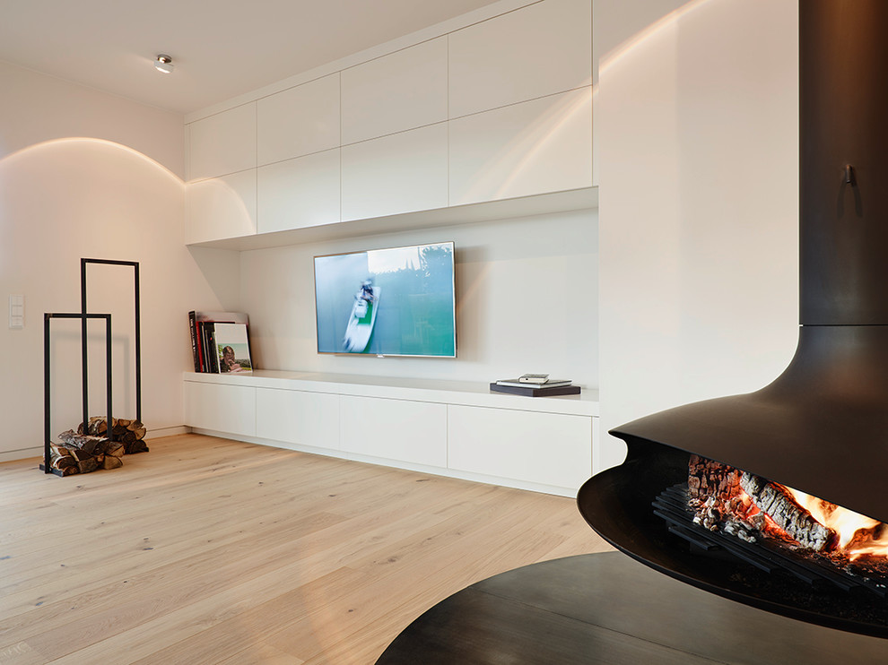 Contemporary living room in Frankfurt.