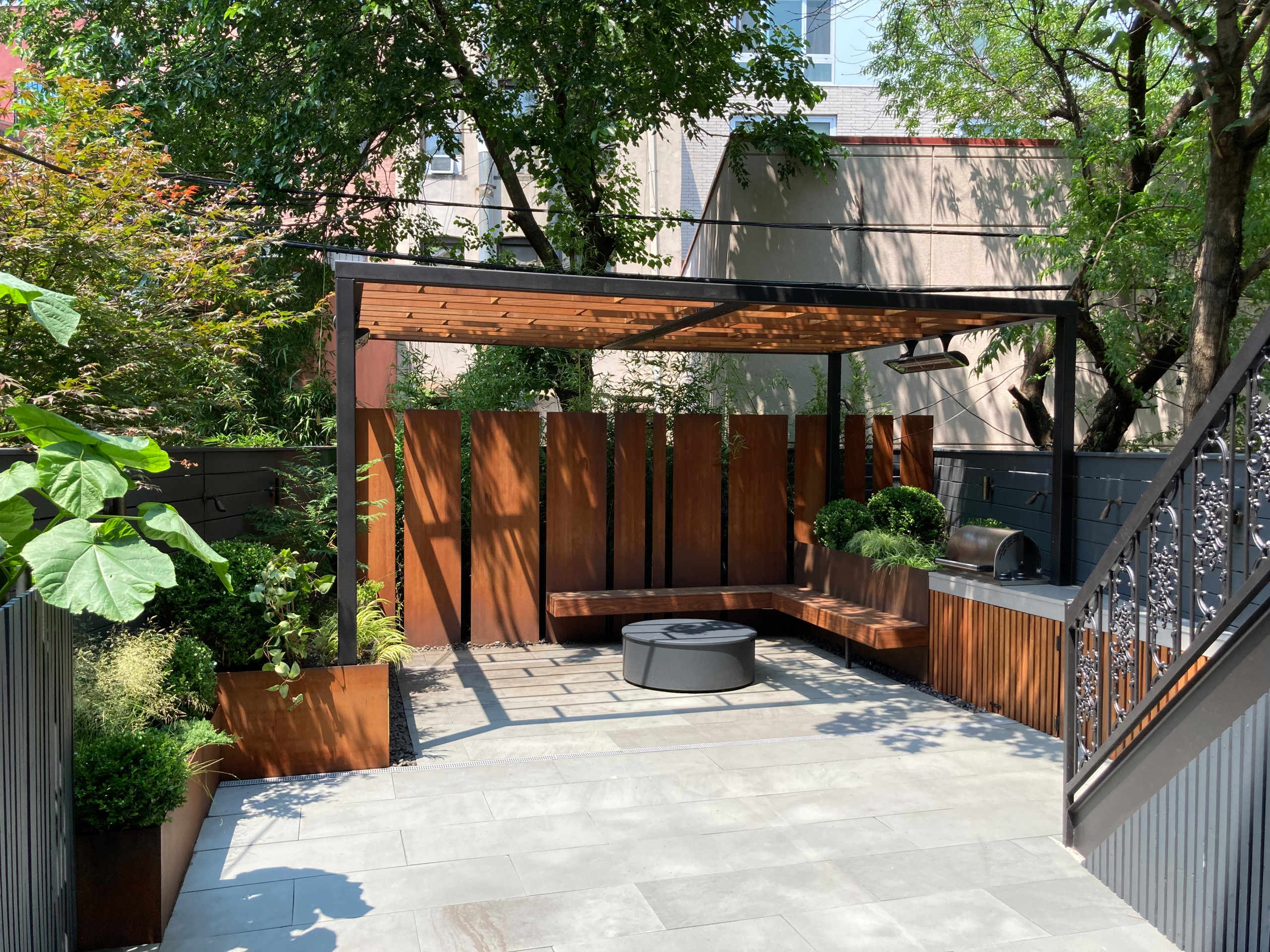 Brooklyn Angled Garden