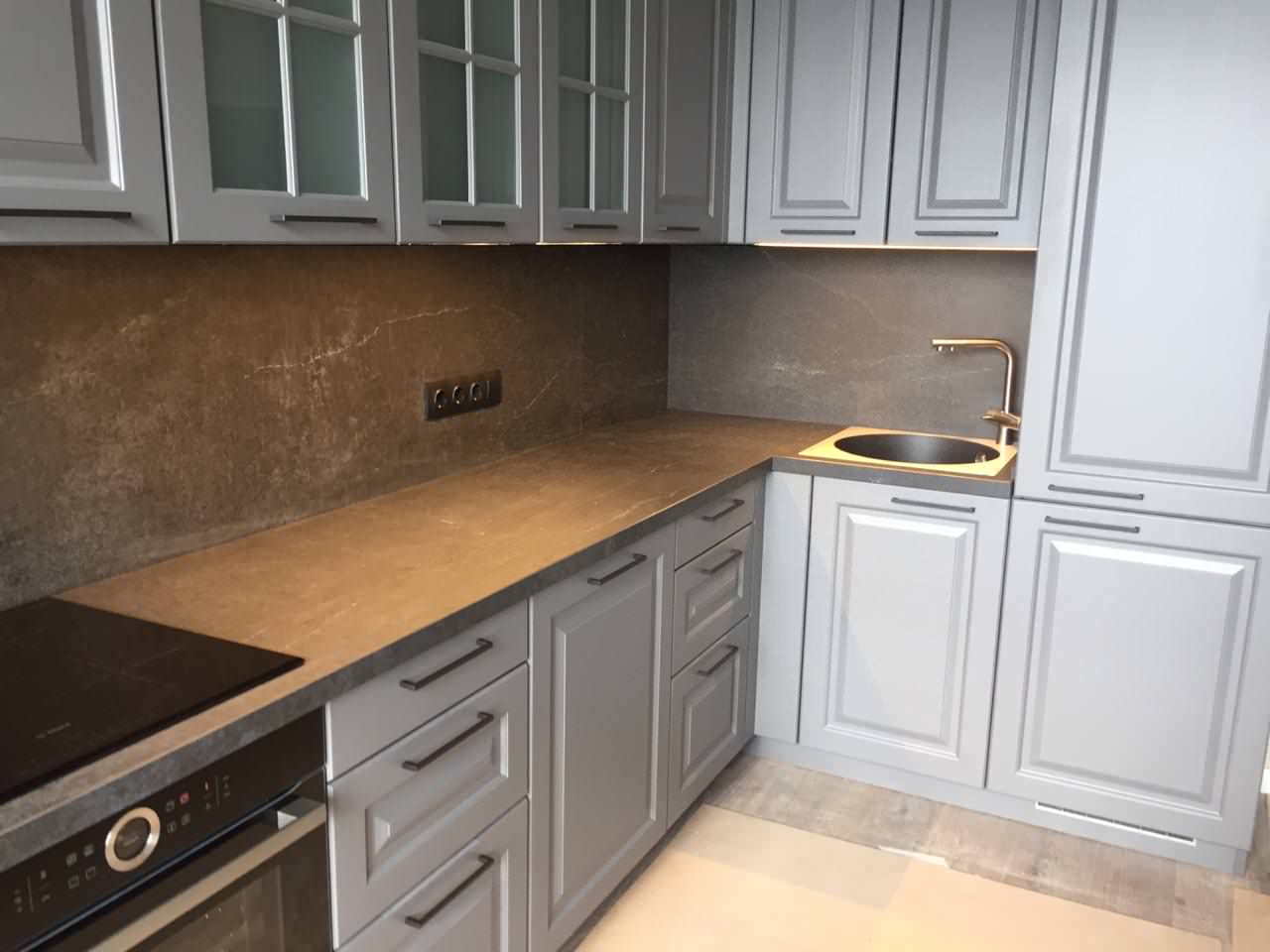 Столешница и стеновая панель Dekton Laos