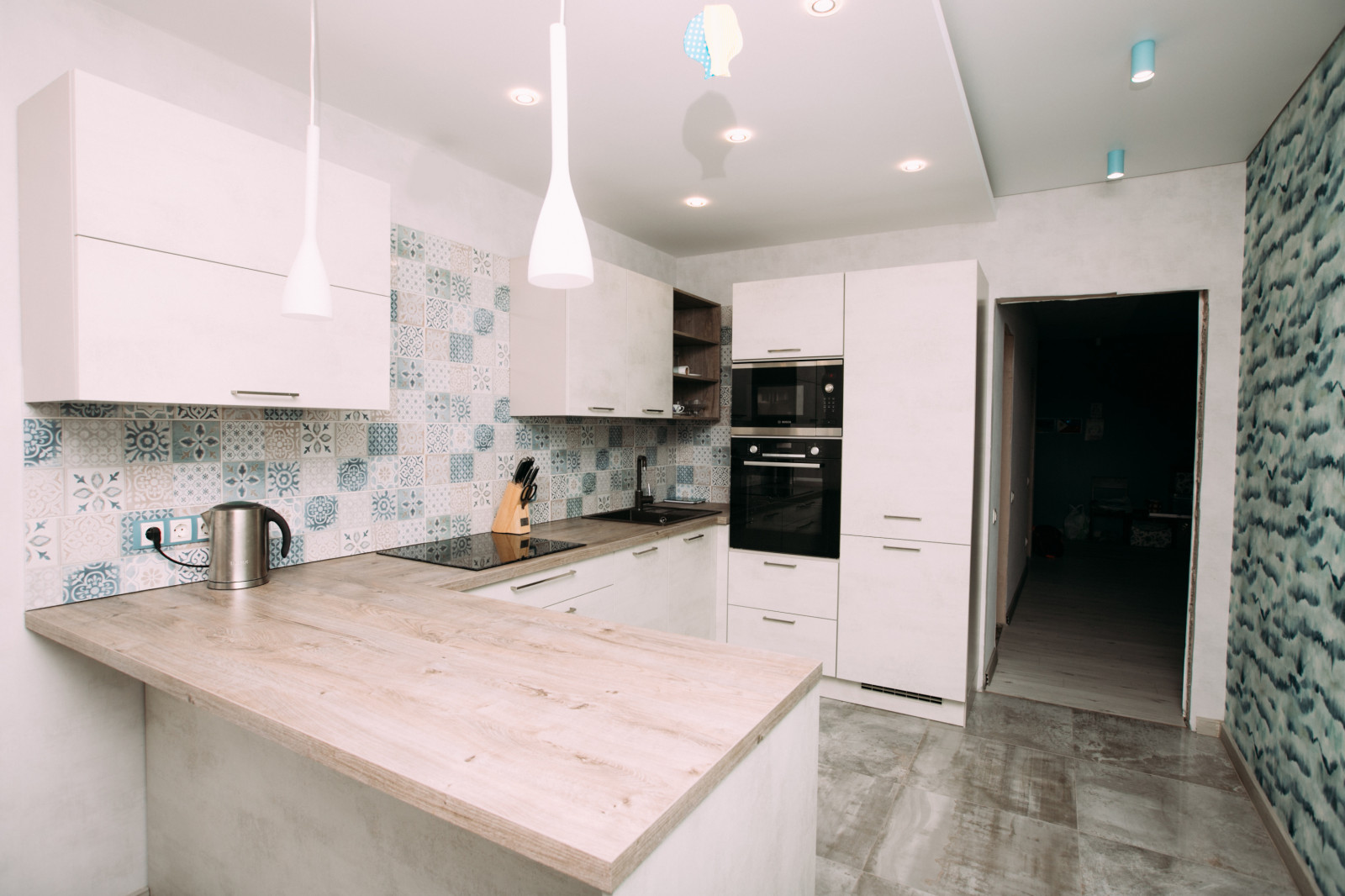 Белый бетон - Дуб Хафельланд