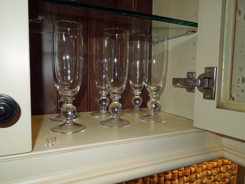 Glass shelves for glass ware