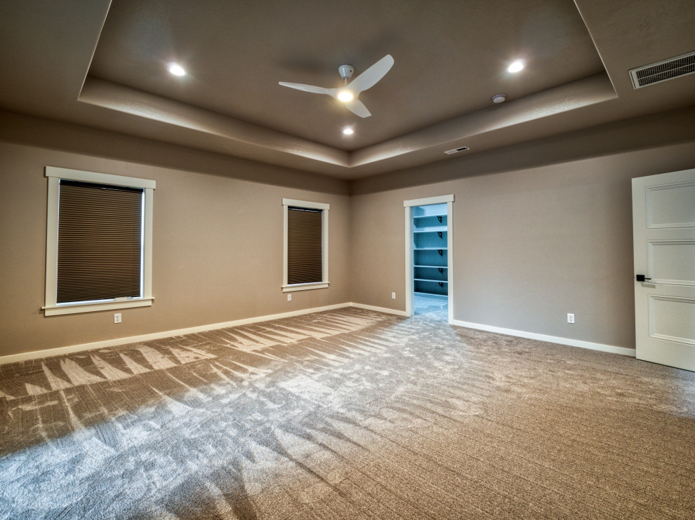 Home design - transitional home design idea