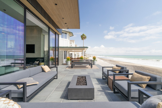 Beach contemporary-traedaeck