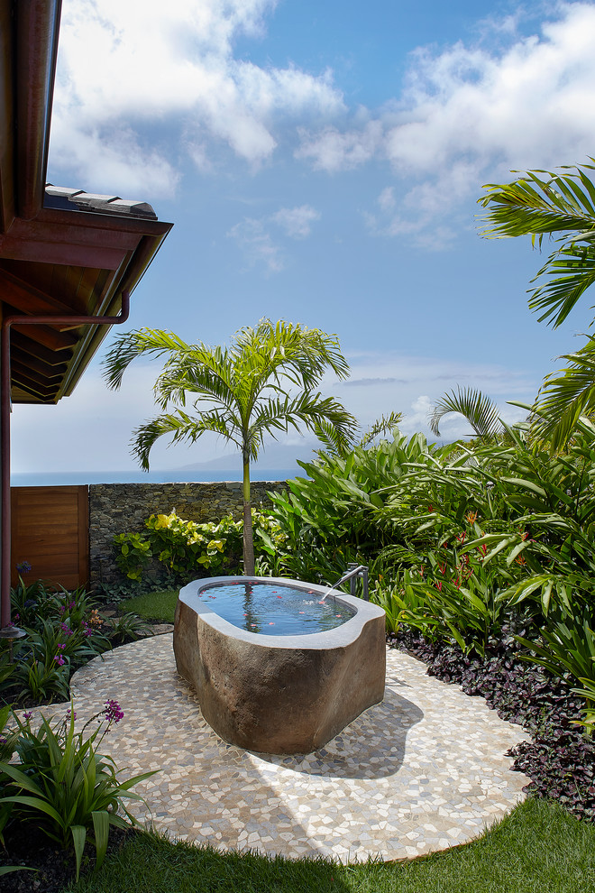 Inspiration for a tropical pool in Hawaii.