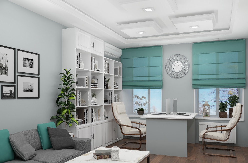 Кабинет и гардеробная в квартире.