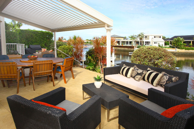 Pebble Beach House beach-style-deck