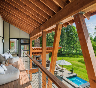 Leaning Timber Haus - Rustikal - Balkon - Philadelphia - von Archer