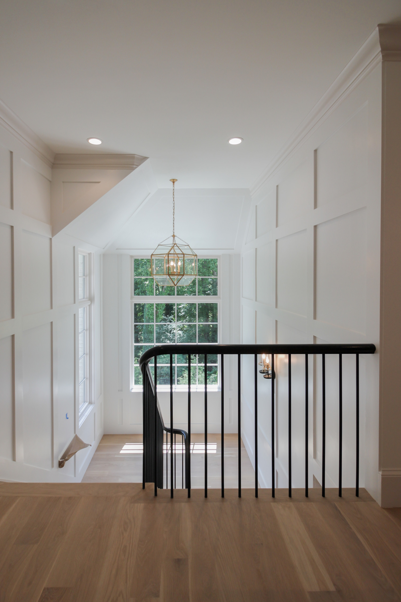 88_Clean & Modern Staircase, Arlington VA 22207