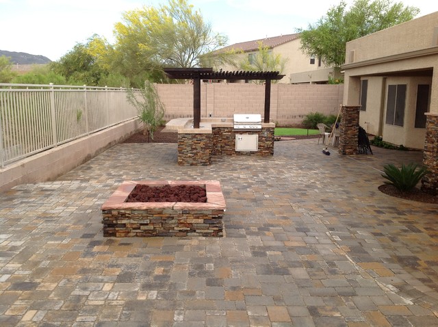 Belgard Pavers Back Yard Patio Contemporary Patio Phoenix