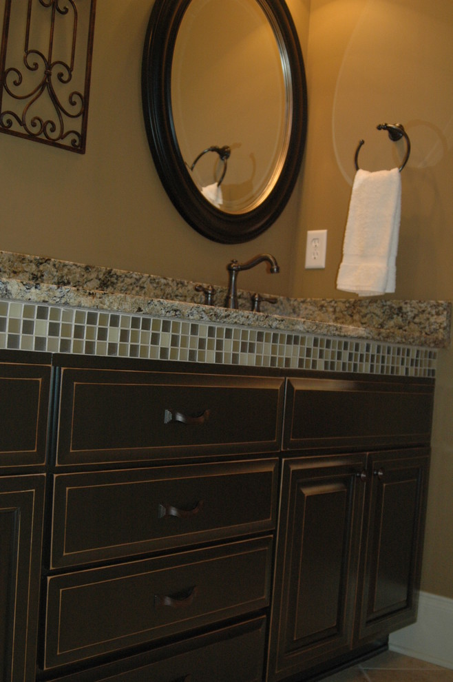 Bathroom - transitional bathroom idea