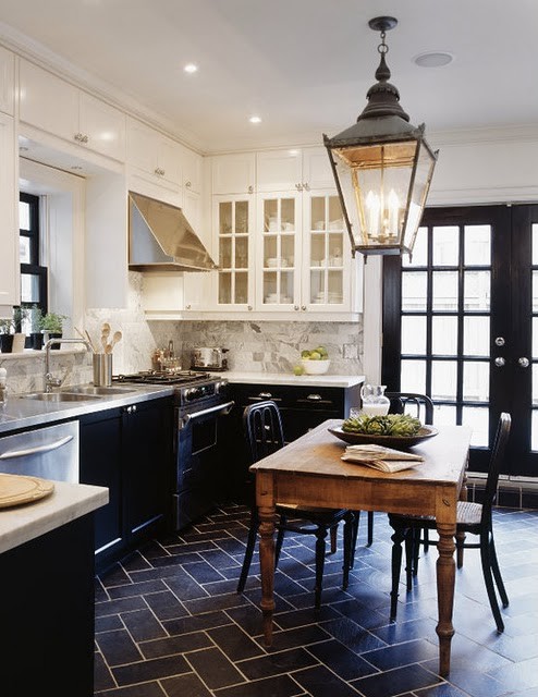 Design ideas for a traditional kitchen in Philadelphia.