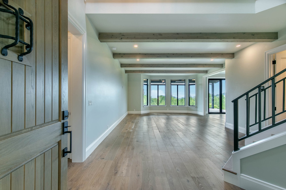Entryway - eclectic entryway idea