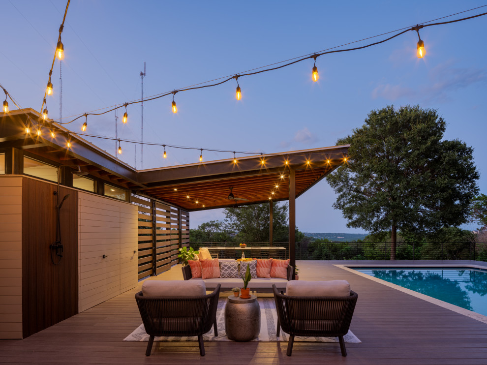 Design ideas for a contemporary terrace in Austin.
