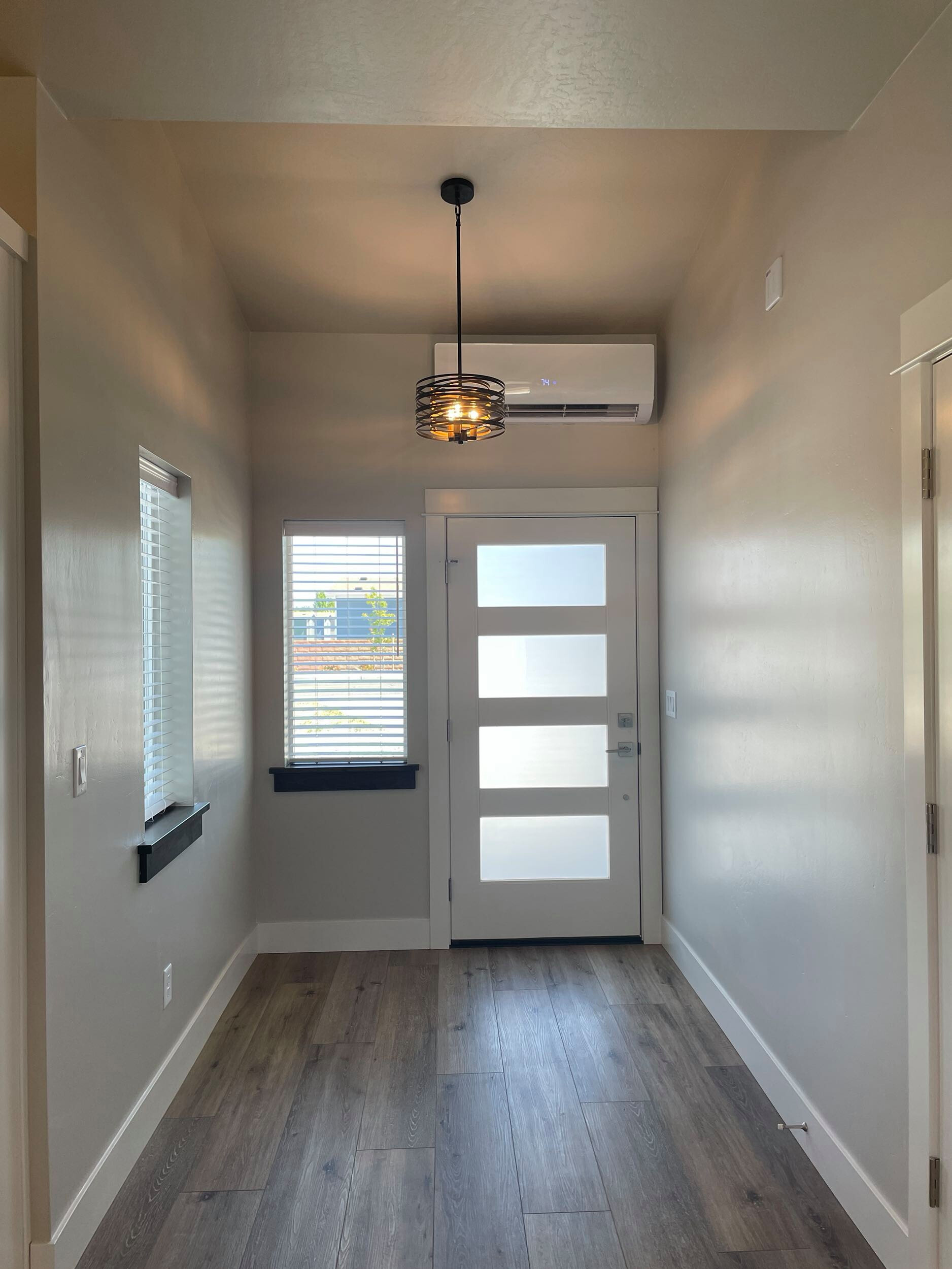 Modern Duplex - Talent