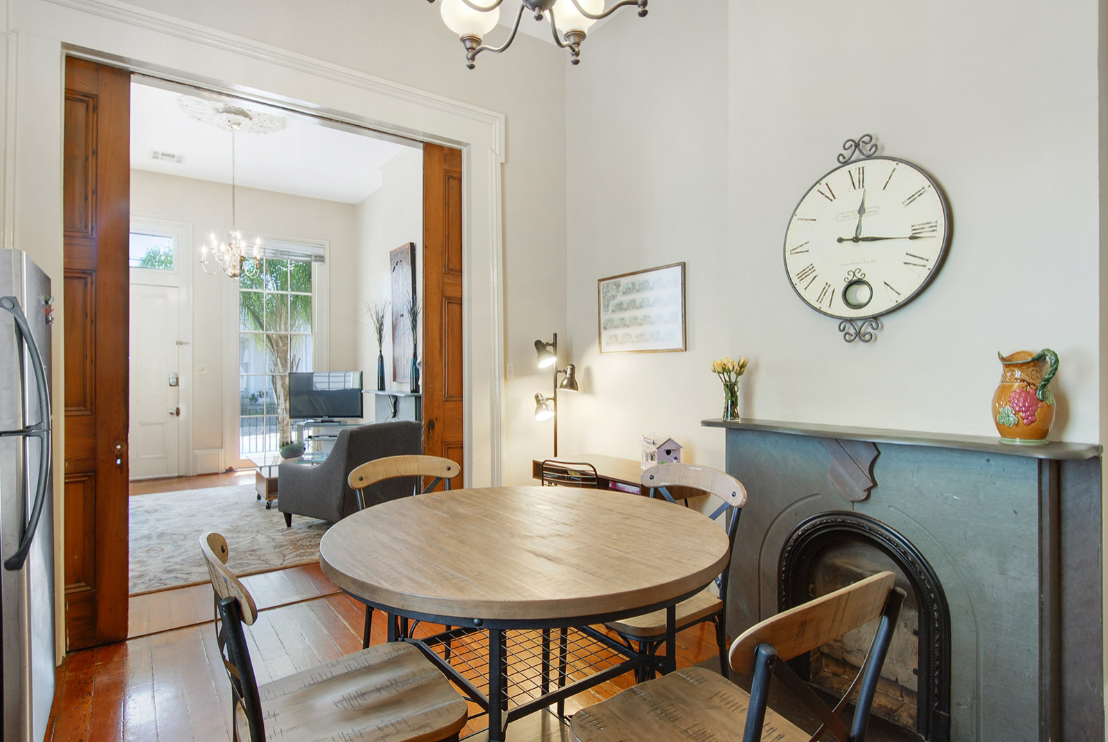 Laurel Street Furnished Rental
