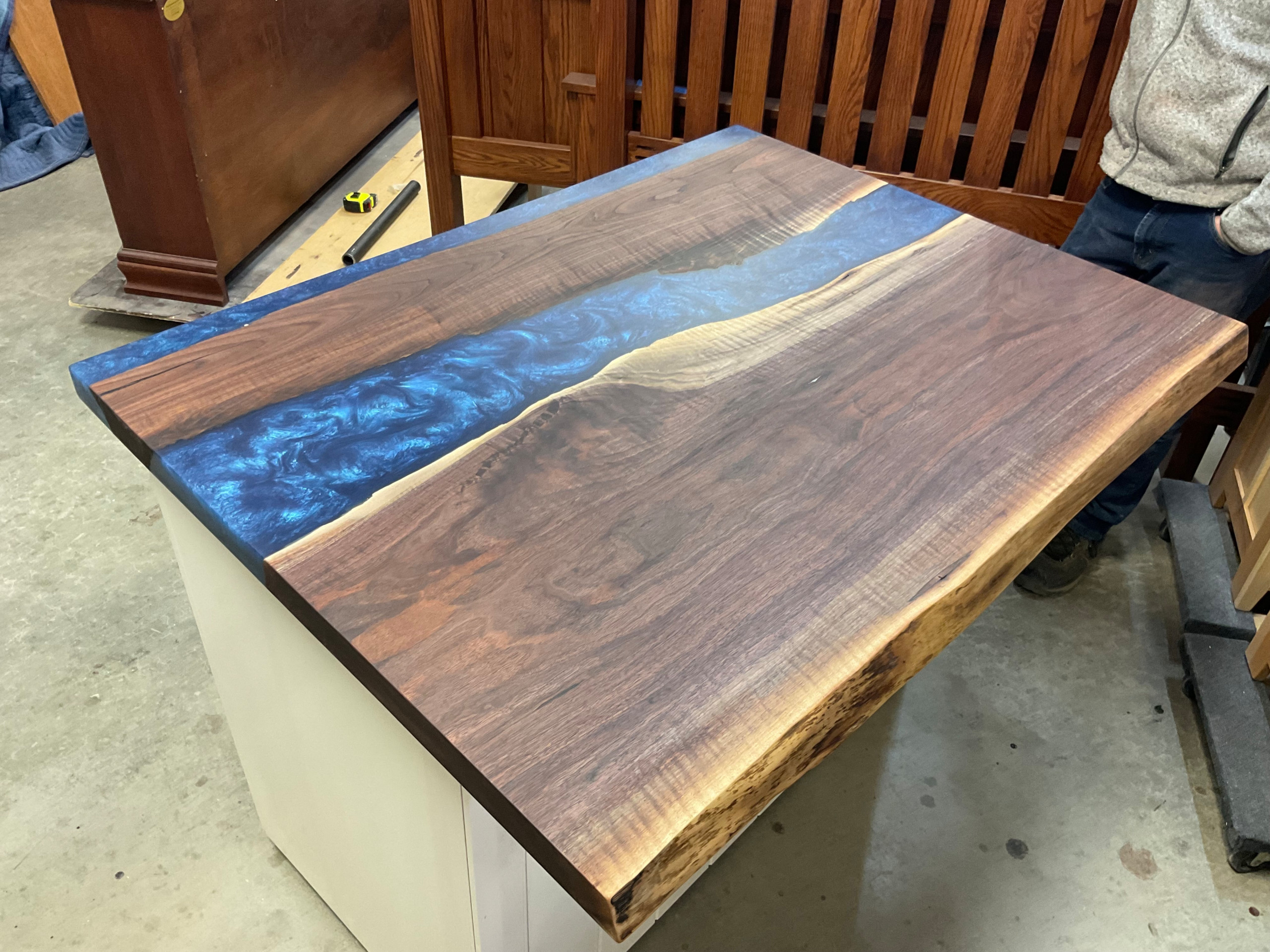 Live Edge/Epoxy River island top