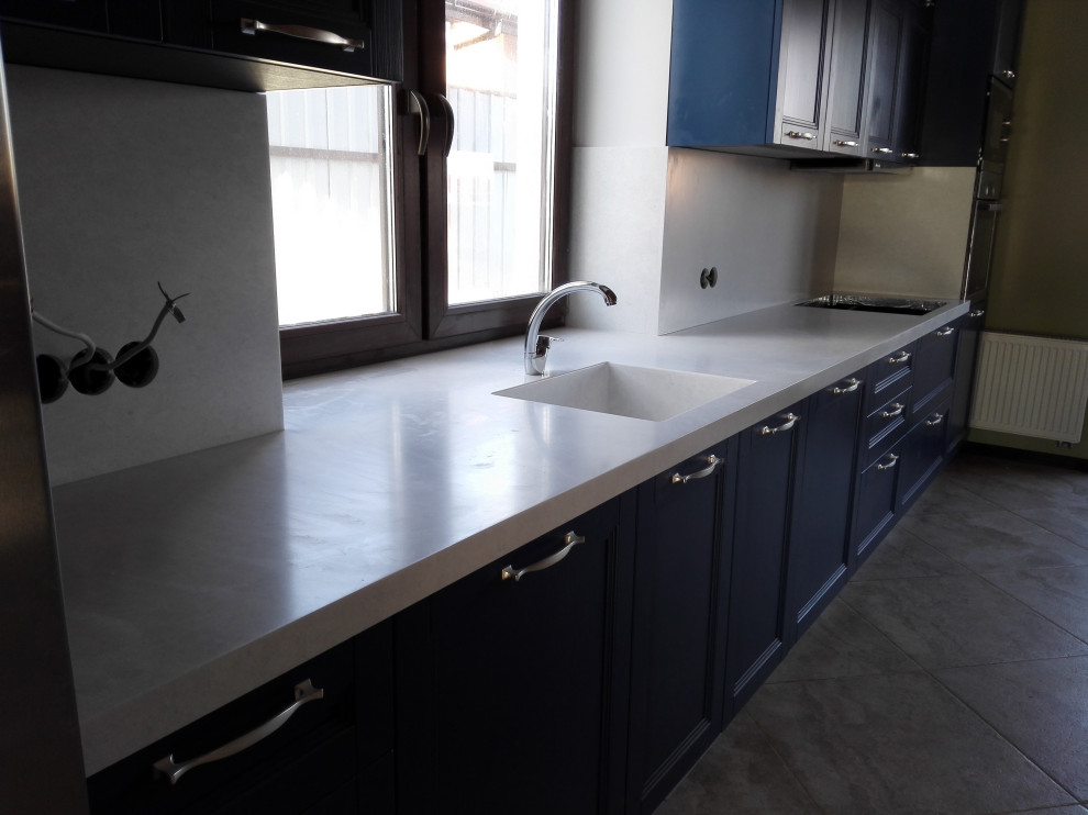 Столешница из искусственного камня белого цвета