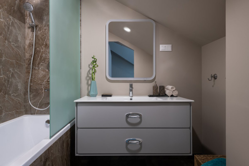 Таунхаус, 2 этажа с мансардой