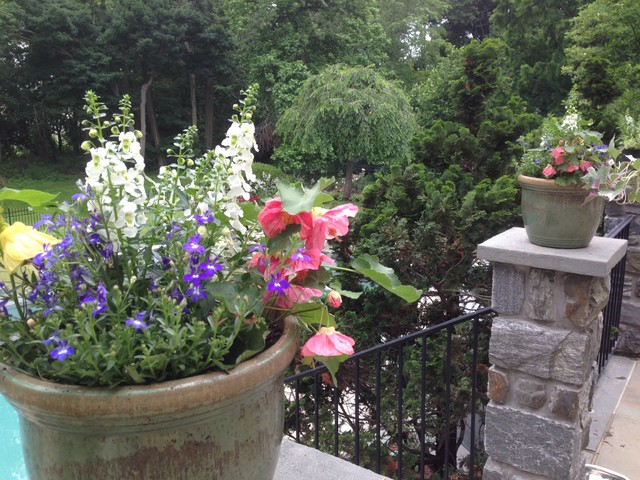 Our Work american-traditional-garden