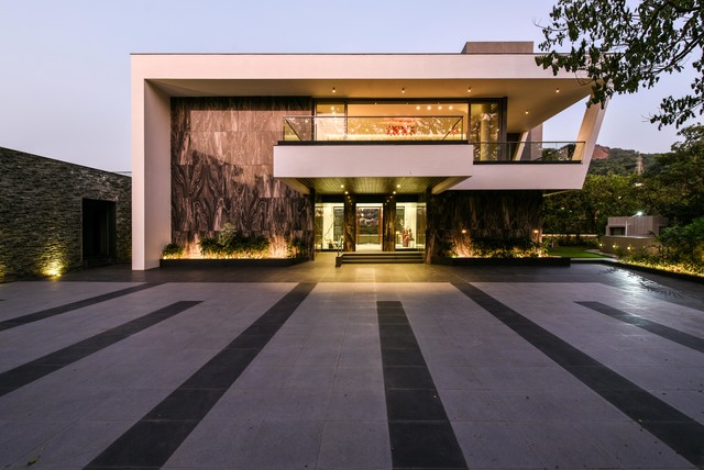 Infinity House contemporary-fasad