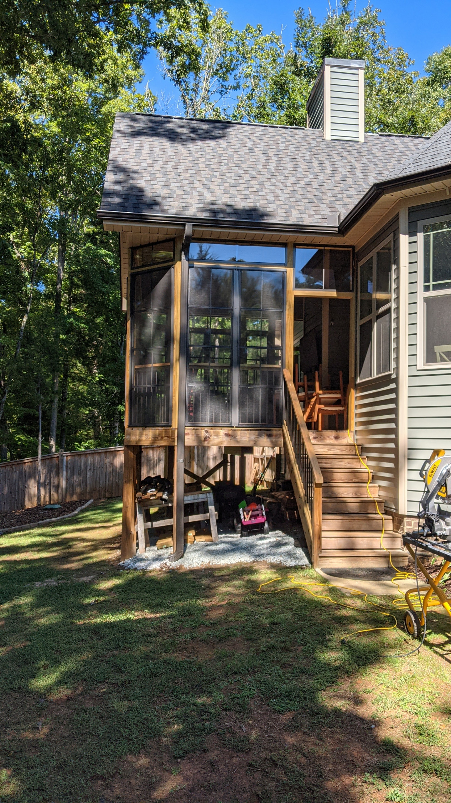 Cliff View Covered Deck