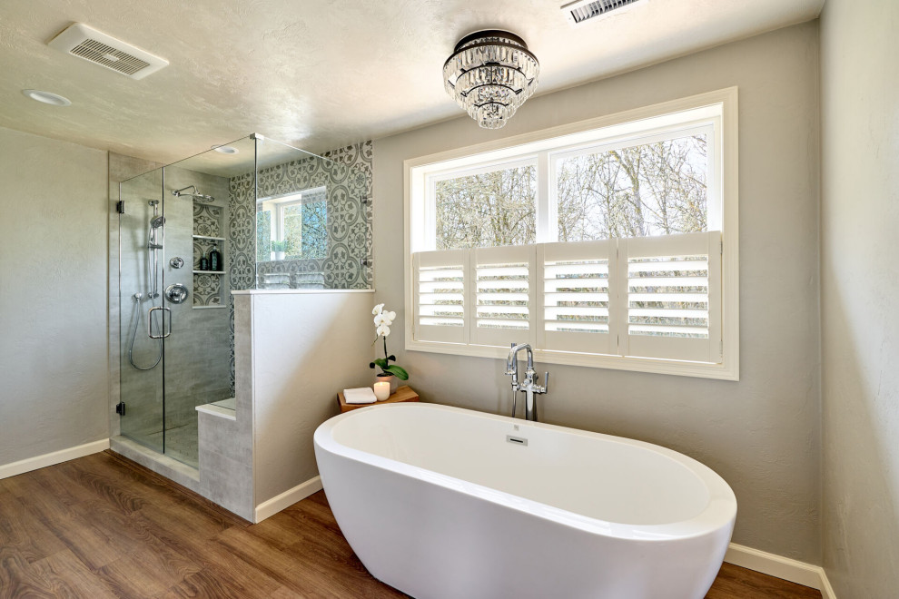 Large classic bathroom in Other with a corner shower, multi-coloured tiles, ceramic tiles, beige walls, engineered stone worktops, white worktops and a shower bench.