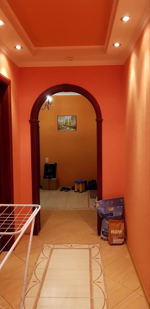 Фото коридора "ДО" ремонта по проекту Свежий воздух