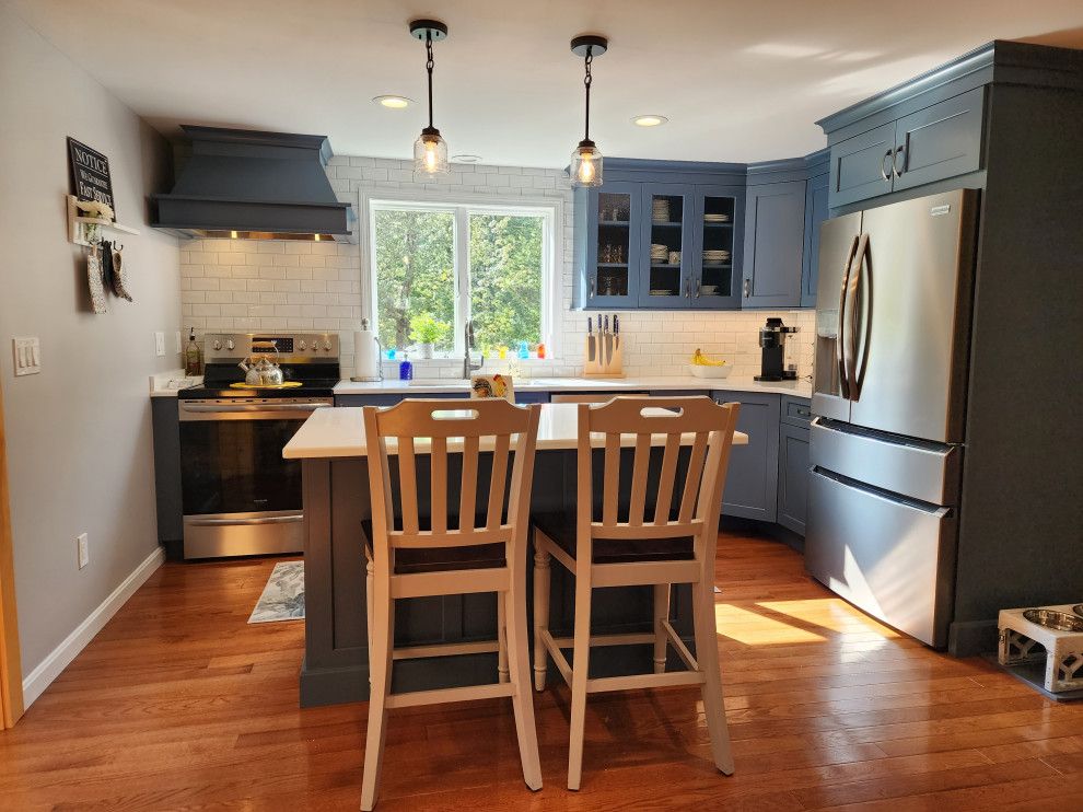 6436 - Smokey Blue Kitchen