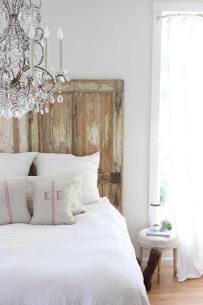 Inspiration for a traditional bedroom in Other.