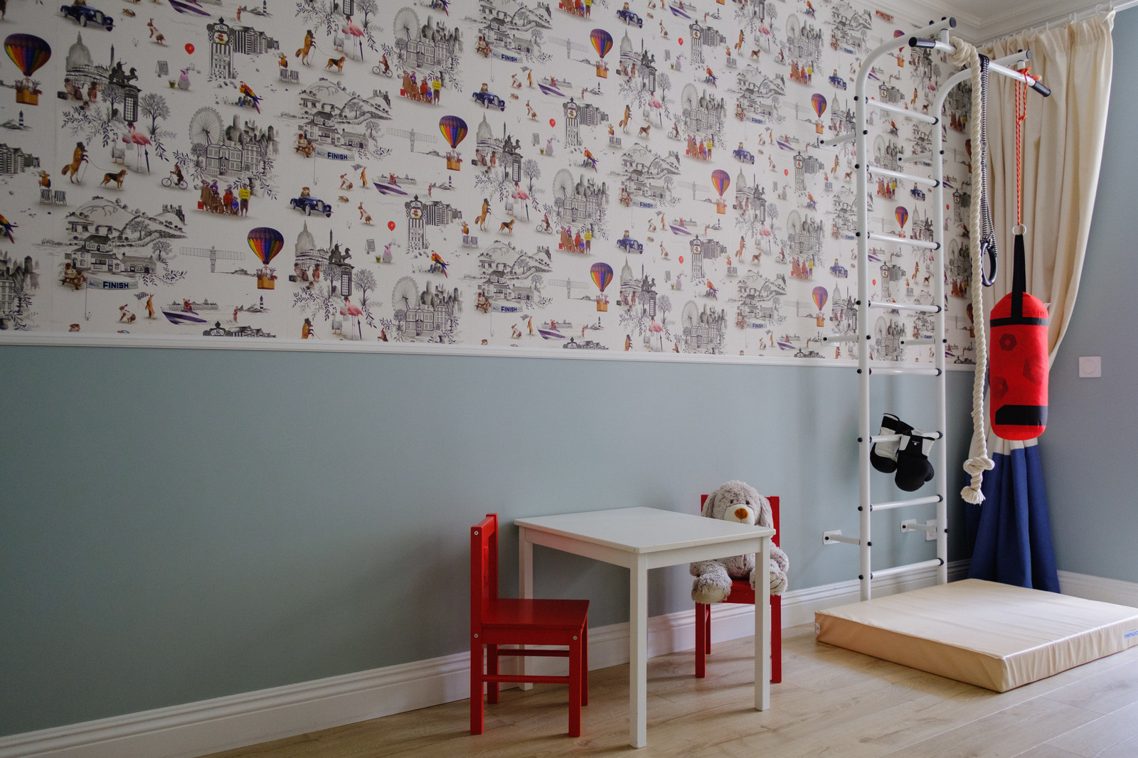 Трёхкомнатная квартира на Революции