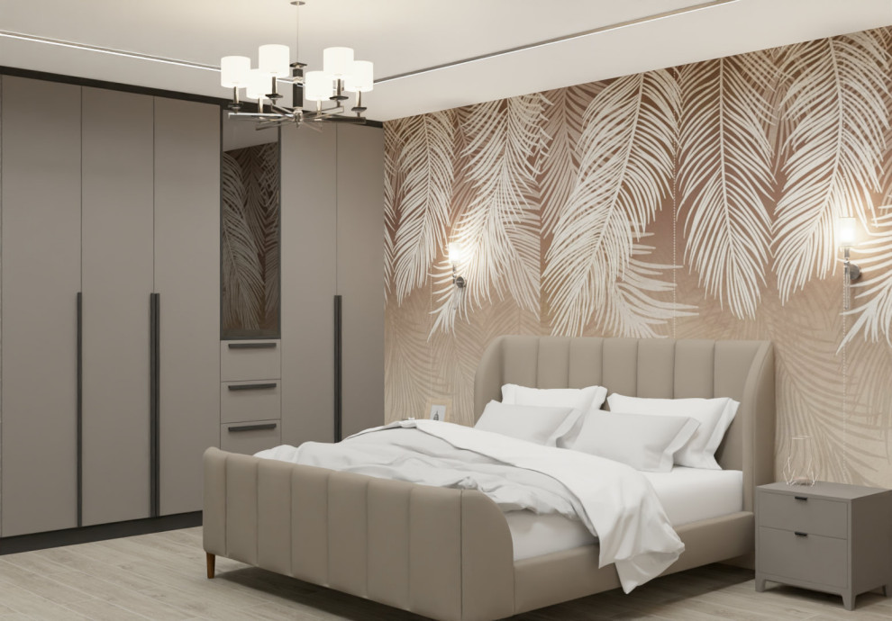 Großes Modernes Hauptschlafzimmer mit brauner Wandfarbe, beigem Boden und Tapetenwänden in Sonstige