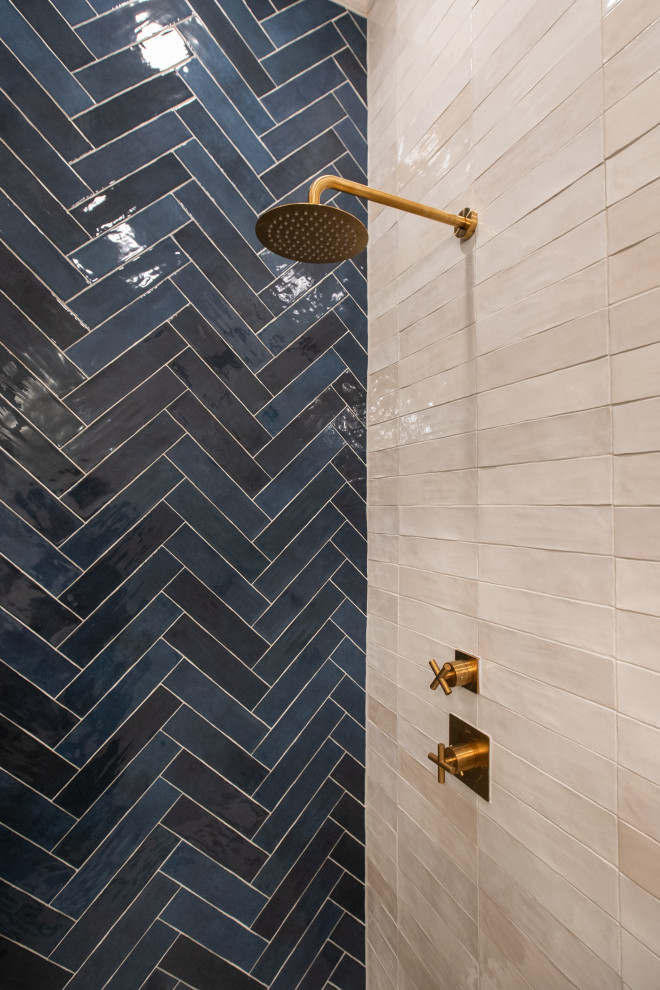 Black Alder | Guest Bath + Laundry
