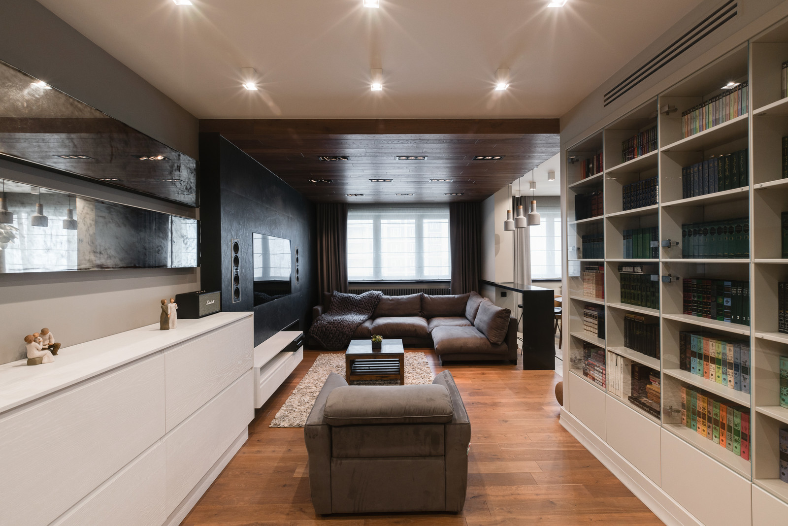 SHUKINSKAYA_FLAT (РЕАЛИЗАЦИЯ)