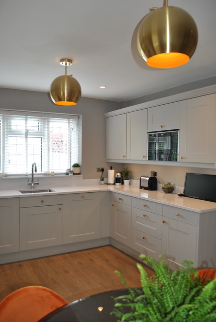 Bricket Wood Kitchen Makeover modern-kitchen