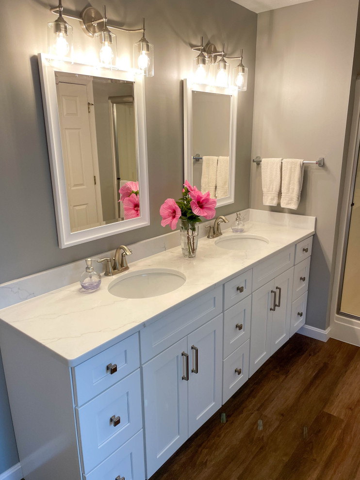 Bathroom Update with White Vanity, Calacatta Miraggio countertop, LVT ...