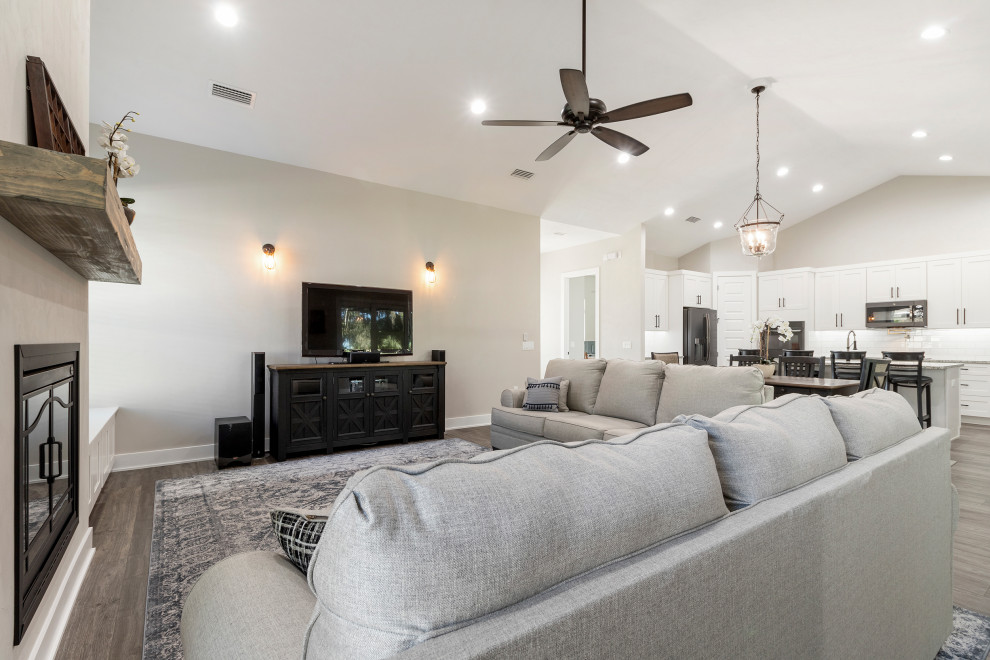New Home - The Lynn Model - 1,942