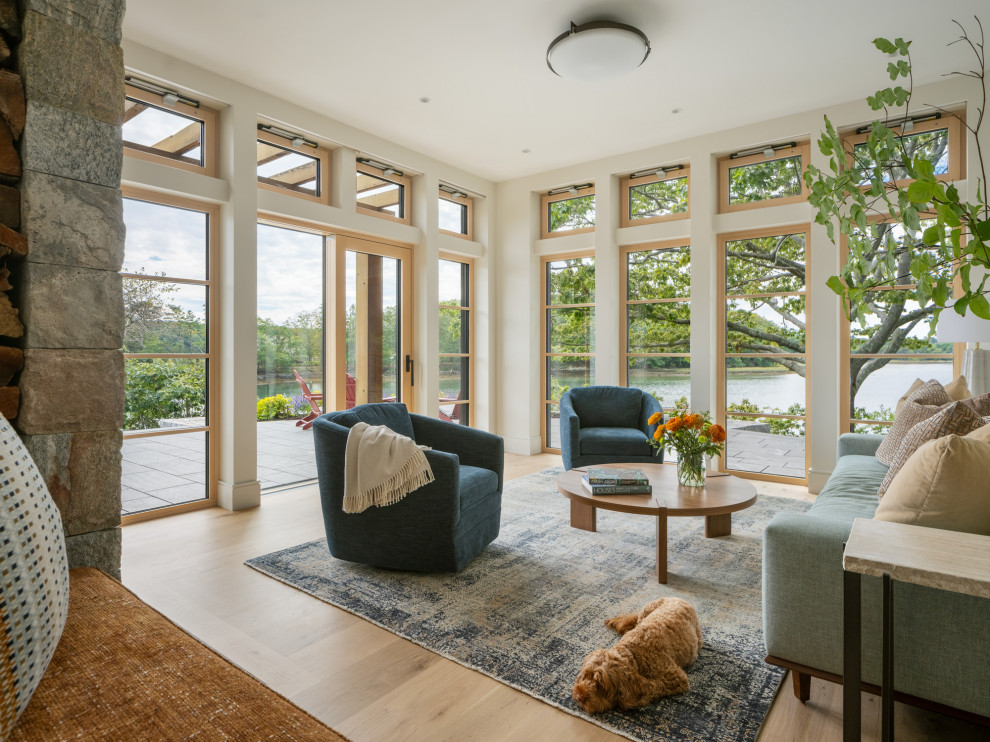 Transitional living room photo in Boston