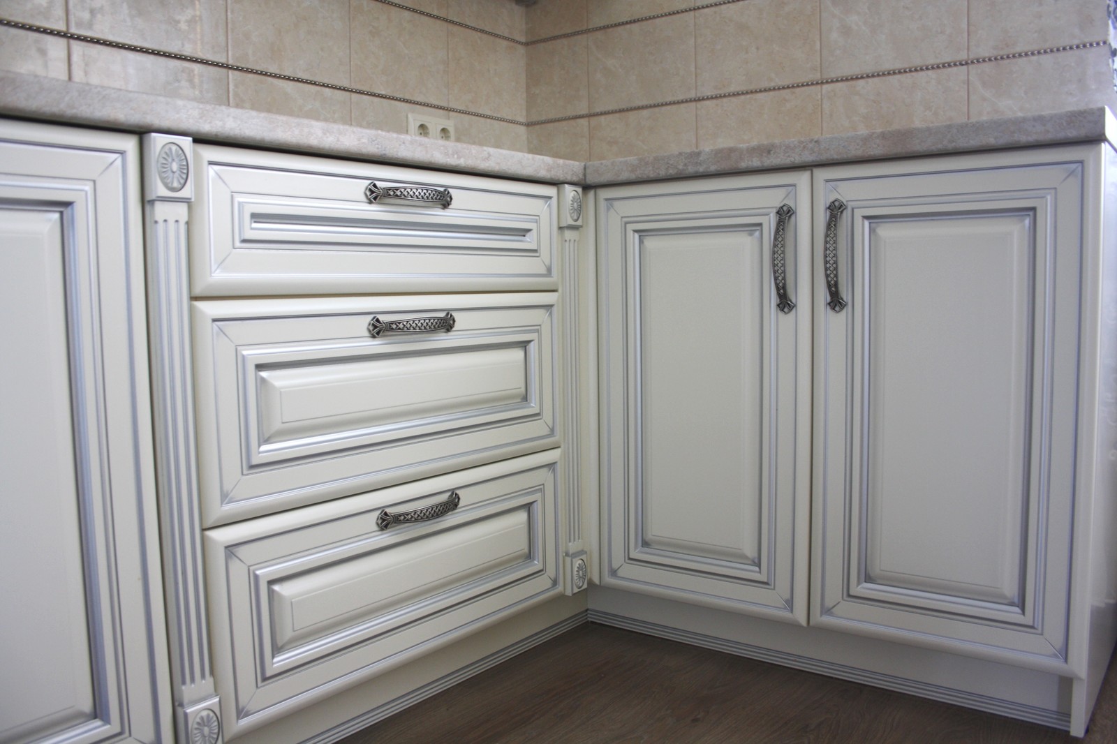 Кухни классика и неоклассика