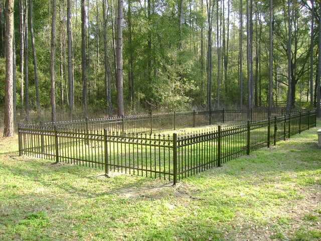 Black Aluminum Garden Fence Designs Black Aluminum Garden Fence Designs
