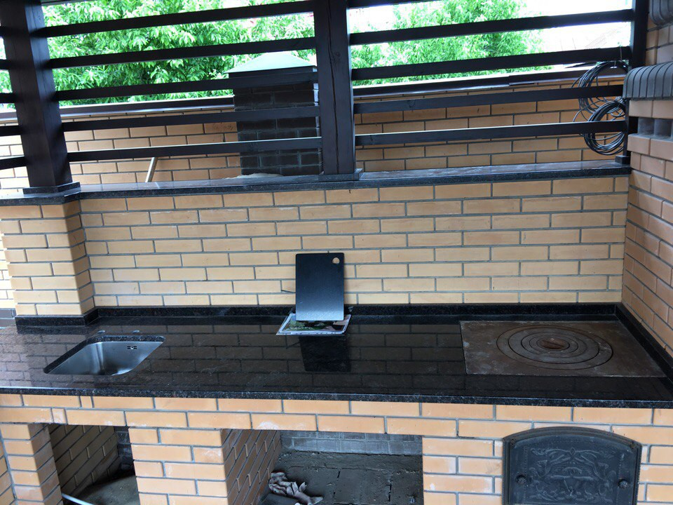 Барбекю (натуральный камень)