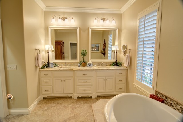Master Bathroom klassisk-badrum
