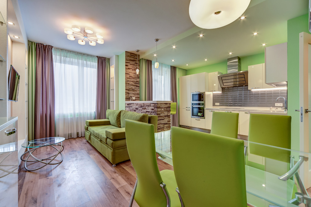 2к квартира, пр. Орджоникидзе, Спб.