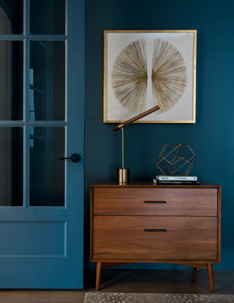Home design - transitional home design idea in Dallas