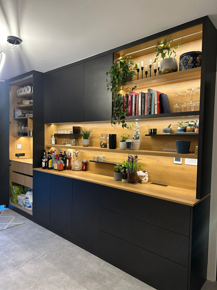 Bespoke Pantry Unit: Elevate Your Kitchen Storage