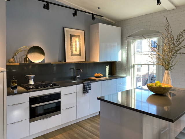 Masonic Studio contemporary-koek